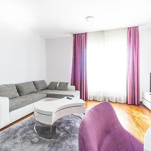 Luxury Mall Area Appartement